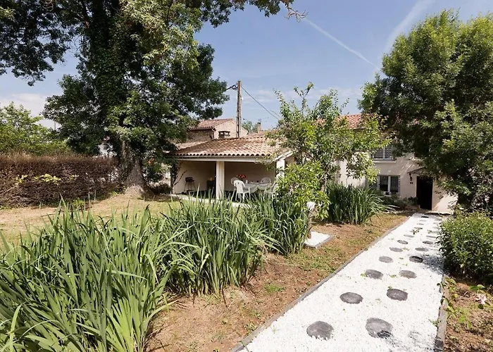 Holiday home Les Mesanges